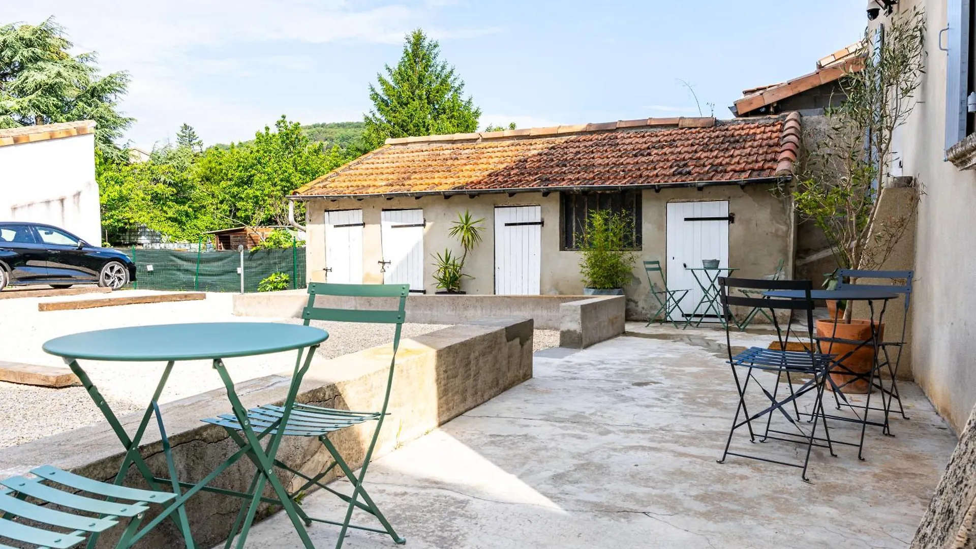 Appartement Cosy Tout Confort Et Calme En Ardeche,Parking Prive Le Teil 0*,  Frankrike